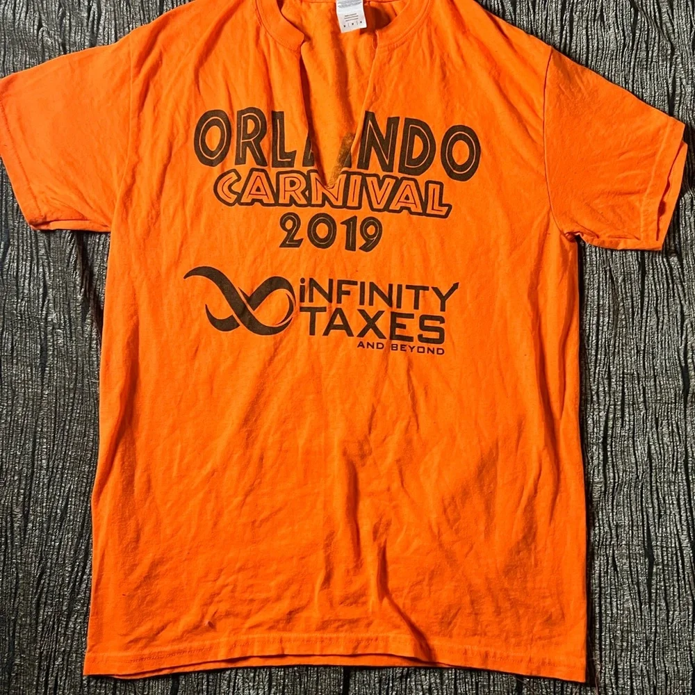 Shirt - Picture 1 of 2